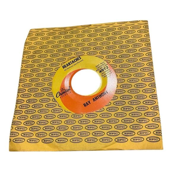 Epic Records Vinyl Sleeve with Ray Anthony 45 Record - Picture 4 of 7